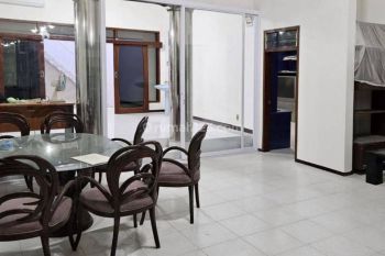 Rumah Dharmahusada Indah Utara, Siap Huni, Furnish