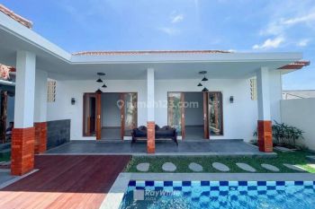 2br Villa Rental Moments Away From Batu Bolong Beach, Canggu
