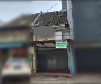 Jl.Cibadak Bandung, Ruko di Pusat Keramaian Kuliner Malam Cibadak