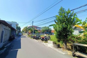 Dekat Jalan Raya Janti Tanah Sleman Yogyakarta Dekat Kampus Atmajaya