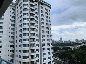 Park Royale Executive Suites 3 BR Gatot Subroto Jakarta Selatan Siap Huni Semi