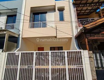 Rumah Baru Lokasi Strategis Di Tomang(TM144)