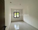 thumbnail-rumah-bagus-unfurnished-shm-di-taman-galaxy-bekasi-2