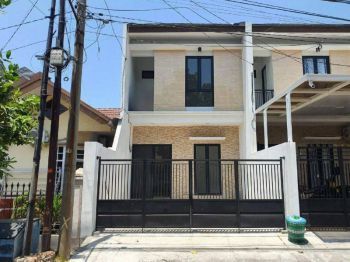 Rumah Nirwana Eksekutif  New Minimalis Row 3.5Mobil