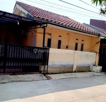 Rumah Bagus di Harapan Indah, Bekasi K1179
