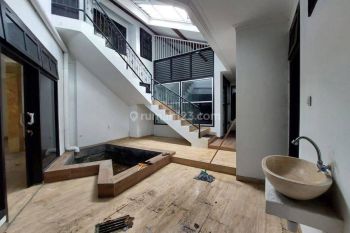 Rumah Sultan Di Pusat Kota Jogja Dekat Balai Kota