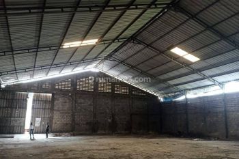 Gudang Masuk Container + Ada Office di Daan Mogot, Jurumudi