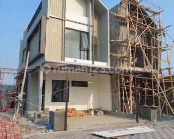 Rumah Mewah Ready 2 Lantai di Gentan Baki