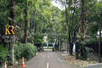 Rumah di Tirtayasa Kebayoran Baru, Kebayoran Baru Unfurnished Butuh Renovasi SHM