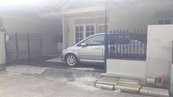 Rumah dalam komplek Deppen Harjamukti Cibubur