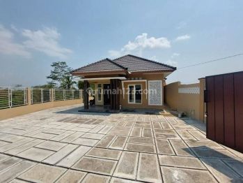 RUMAH SIAP HUNI TANAH LUAS DI MAGELANG KOTA