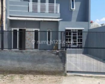 Dijual Rumah di Jalan Kembar Regol Bandung