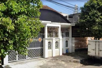 Rumah Minimalis Modern Jl Thamrin Tengah kota Malang