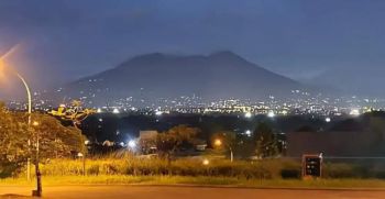 Dijual rumah mewah private cluster di sentul city