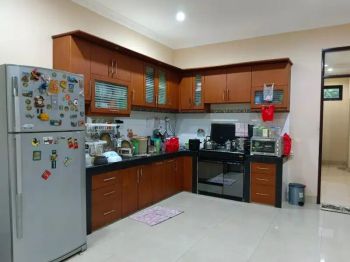 Dijual Rumah Megah Furnish strategis di Harapan Indah Regency Bekasi