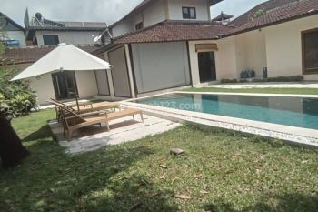 Villa Di Jalan Kunti Seminyak Bali