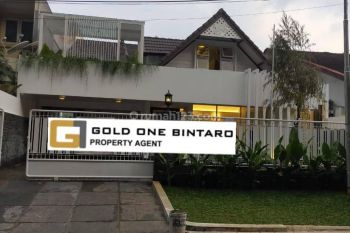 Rumah Cantik di Pondok Indah deket pim, rspi