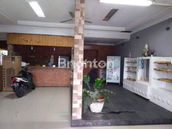 RUMAH USAHA ATAU CAFE JOGJA TIMUR, SELANGKAH BANDARA ADISUCIPTO