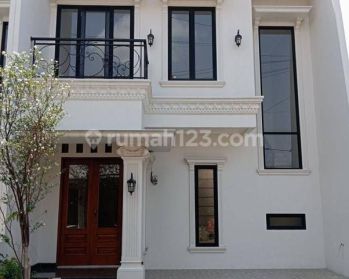 Jual Rumah 2 lantai bangun baru di pd gede Bekasi