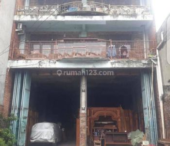 Dijual Ruko Jl Ir. H. Juanda Ciputat