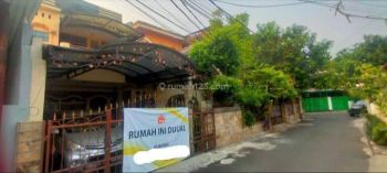Rumah 2 Lantai Cocok Untuk Kost di Pejaten, Jakarta Selatan