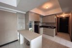 thumbnail-disewa-apartemen-the-wave-at-rasuna-epicentrum-2br-furnished-9