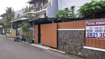 Rumah 2 lantai di Rengas Denglok Antapani Bandung