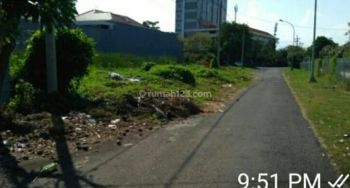 Tanah siap bangun di Darmahusada depan kampus C unair