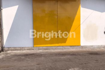 GUDANG STRATEGIS SURABAYA BARAT DEKAT TOL BANYU URIP