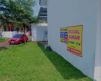 Di Jual rumah Hook Teras Bali Semarang