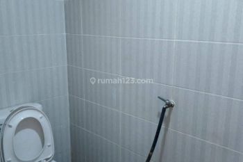 Dijual ruko di Depok Tapos, bangunan January 2023. 3 ruko gandeng..