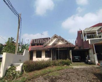 Dijual Rumah Komp Bougenville