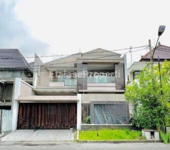 Dijual Rumah Mewah Jalan Boulevard Araya Galaxi Bumi Permai