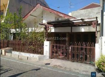 Rumah Mulyosari Utara Luas 165 m² Rp 1.25M Dekat Merr ITS