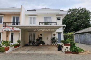 Rumah Mewah Full Furnished Dalam Cluster Dekat Premier Estate Bambu Apus
