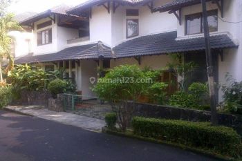 Rumah di Bintaro Jaya Sektor 9 Lingkungan Nyaman Dan Asri 178