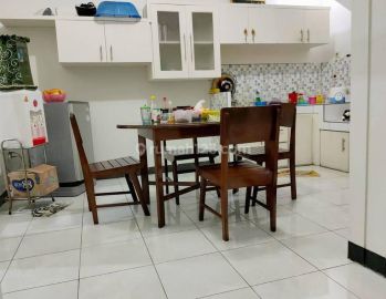 Rumah disewakan bagus semi furnished sayap Pajajaran