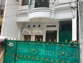Rumah Bagus Siap Huni Lokasi Strategis Di Tanjung Duren(TD130)