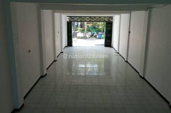 Disewakan Ruko Siap Huni 2 Lantai Di Raya Nginden Surabaya Kt