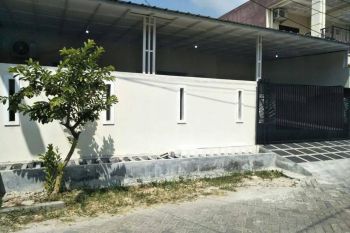 Rumah Bagus di Harapan Indah, Bekasi Disewain Cepat a2088