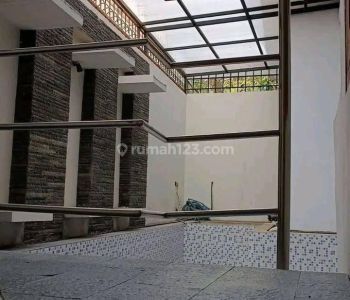 Rumah Nyaman Siap Huni Di Komplek Arcamanik