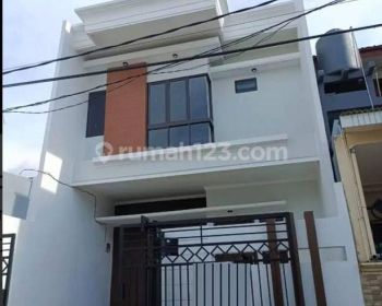 Dijual Rumah Semi Furnished di Harapan Indah 1 Bekasi