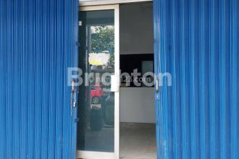 Ruko 3 Lantai Komplek Perkantoran Pinangsia Lippo Karawaci