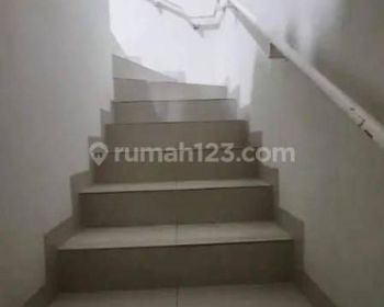 Rumah minimalis siap huni dalam cluster dekat stasiun KRL Sudimara dan Bintaro 9