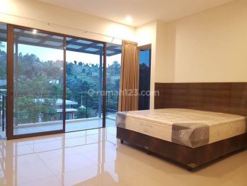 Jual Rumah di Pramestha , Dago Giri 2 Lantai SHM Furnished
