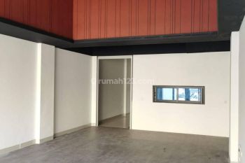 Ruko Golf Island Pik Disewa Hadap Jalan Boulevard Ramai Strategis