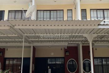 DISEWAKAN RUMAH PALING MURAH DUA LANTAII