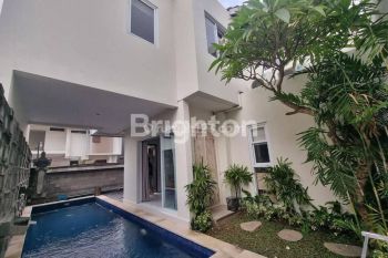 Fully furnished House with Pool and move in ready in Jimbaran