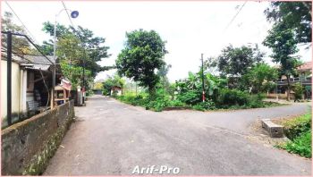 Tanah Jogja Utara, di Dekat UII; LT 145, SHMP