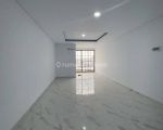 thumbnail-chandra-rumah-baru-uk-42x17m-jalan-3-mobil-di-jelambar-4